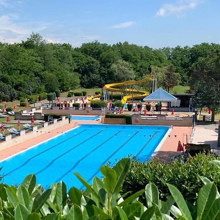 سانثيا Piscina San Lorenzo المظهر الخارجي الصورة